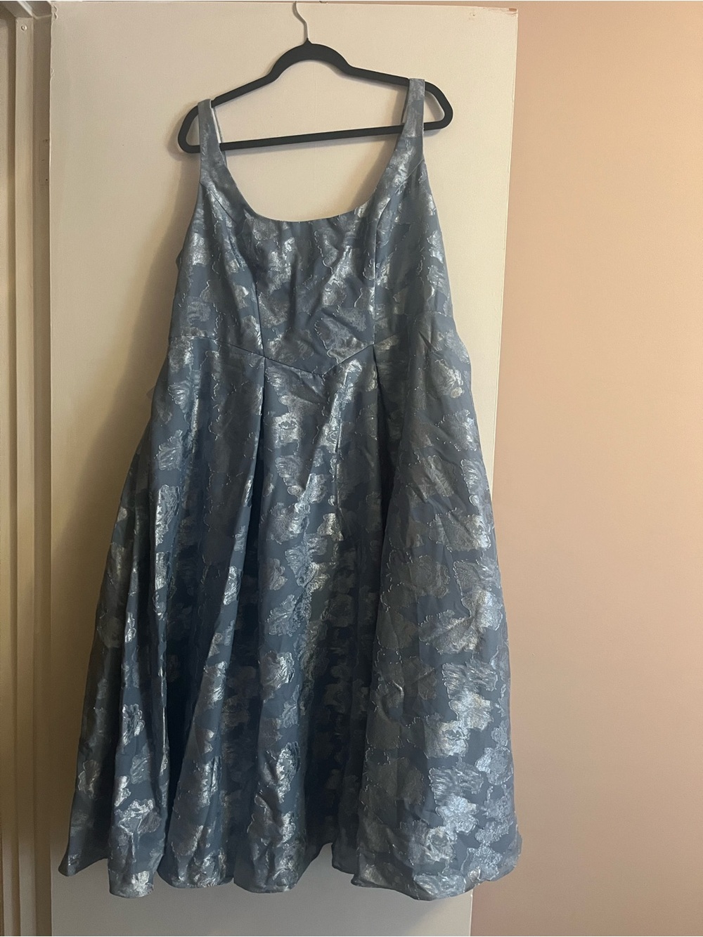 Azazie Silver-Blue Floral Jacquard Woman's Formal Dress